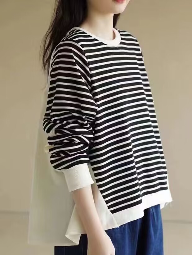 South Korea's Dongdaemun 2023 new autumn fashion slim striped splicing long-sleeved T-shirt women's round neck fake two pieces