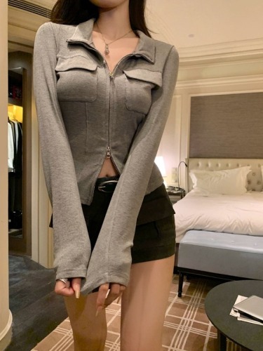 灰色高级感外套女新款设计感修身显瘦开衫辣妹纯欲短上衣