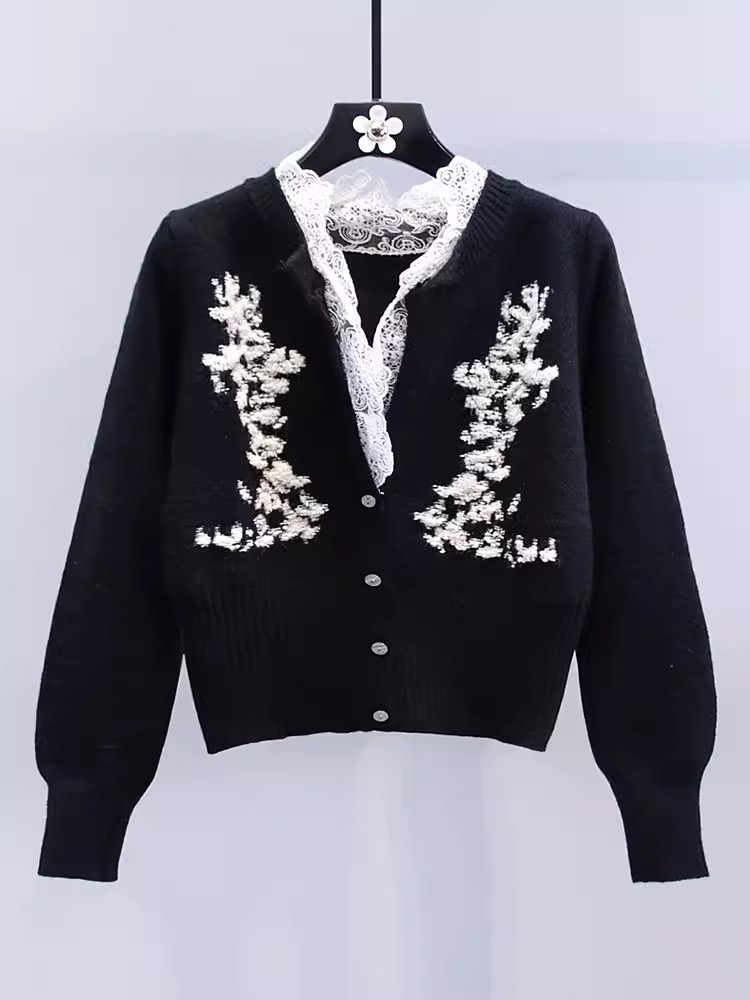 Xiaoxiangfeng retro V-neck stitching lace embroidery knitted cardigan for women autumn and winter 2023 new black sweater jacket