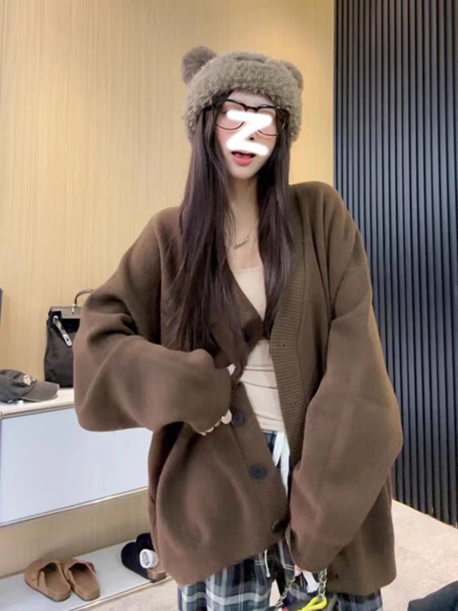 愛心刺繡毛衣女2023秋季休閒顯瘦長袖V領針織衫