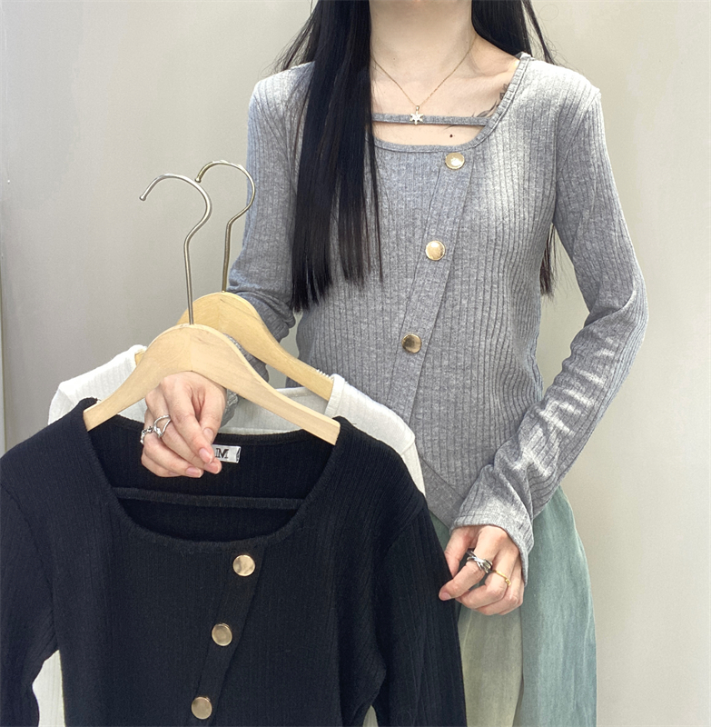 實拍 春秋減齡別致辣妹方領不規則上衣女胖mm短款內搭針織衫