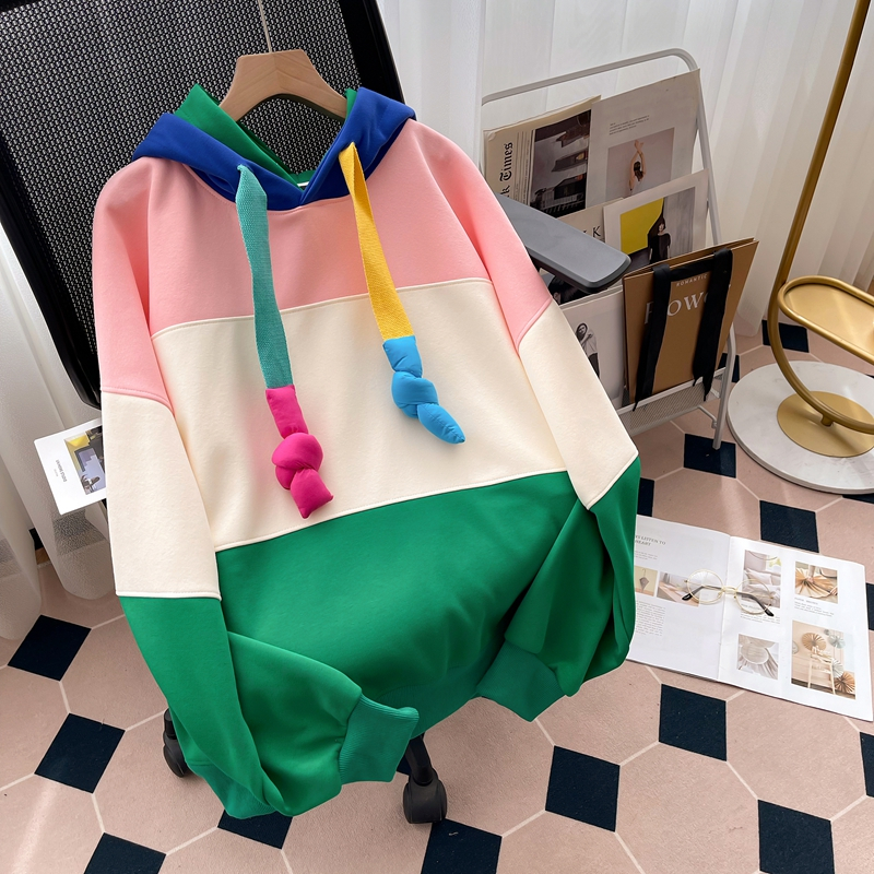 Actual shot of imitation Chinese cotton composite milk silk/full-piece crimped autumn and winter design mid-length hooded sweatshirt for women