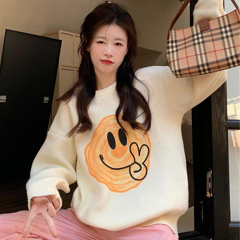 Japanese retro smiley face sweater for women in spring and autumn, busty, small, lazy, soft, waxy and gentle style sweater jacket