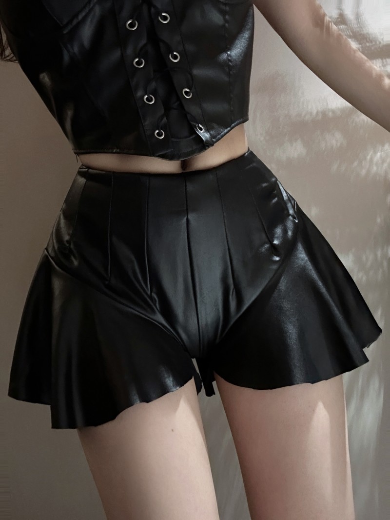 實拍~辣妹DJ低腰性感闊腿喇叭包臀熱褲短款仿皮女褲