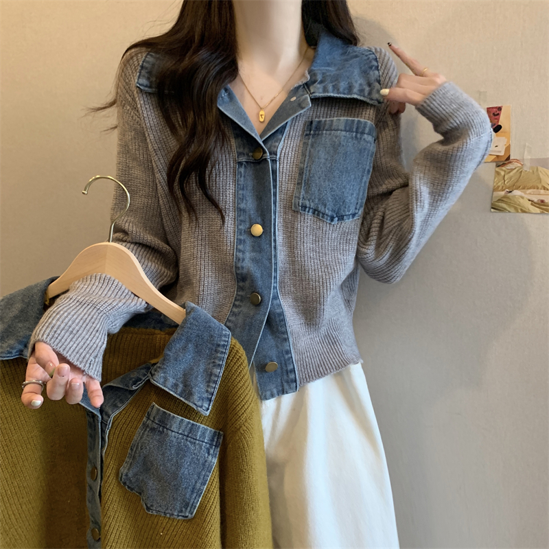 Real shot of niche design denim splicing Polo collar sweater for women, fashionable and versatile shirt, slim long-sleeved top, trendy