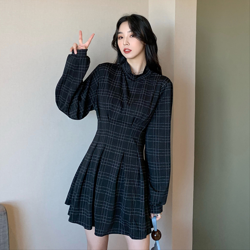 Ms XIDU 2023 Autumn and Winter Long Sleeve Plaid Dress Short Skirt Waist Slimming Dark Dark Little Black Dress Temperament Women