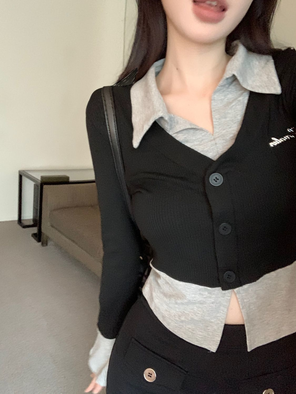 2023 Pure Desire Hot Girl Short Bell Sleeve Top Women's Designed Autumn Fake Two-Piece Polo Neck Bottoming Shirt