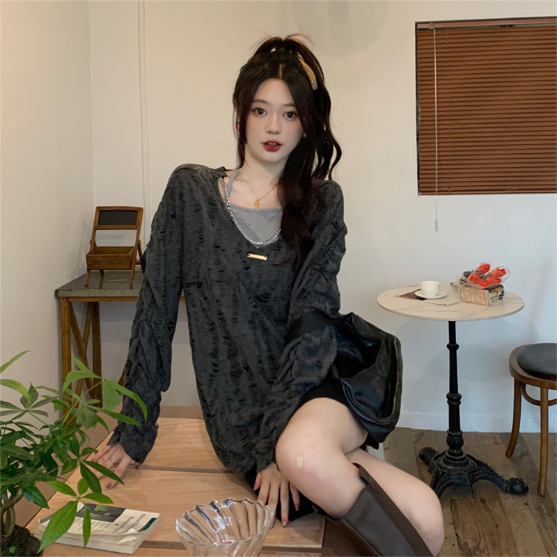 妹妹甜辣風鏤空鏈條長袖防曬罩衫女秋季寬鬆設計感小眾上衣