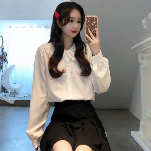 Retro doll collar shirt for women in autumn and winter, new design, niche and trendy, age-reducing long-sleeved inner white shirt for women