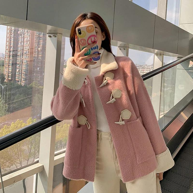 羊角扣羊羔絨外套女短款寬鬆冬季外套女冬天新款大衣毛呢外套女