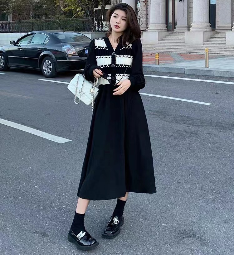 張大人大碼女裝春裝連衣裙微胖mm遮肚子顯瘦套裝梨形身材微胖穿搭