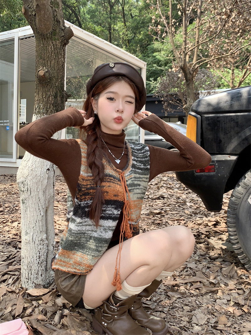 實拍  月族少女民族風流蘇條紋漸變背心馬甲同色系高領內搭