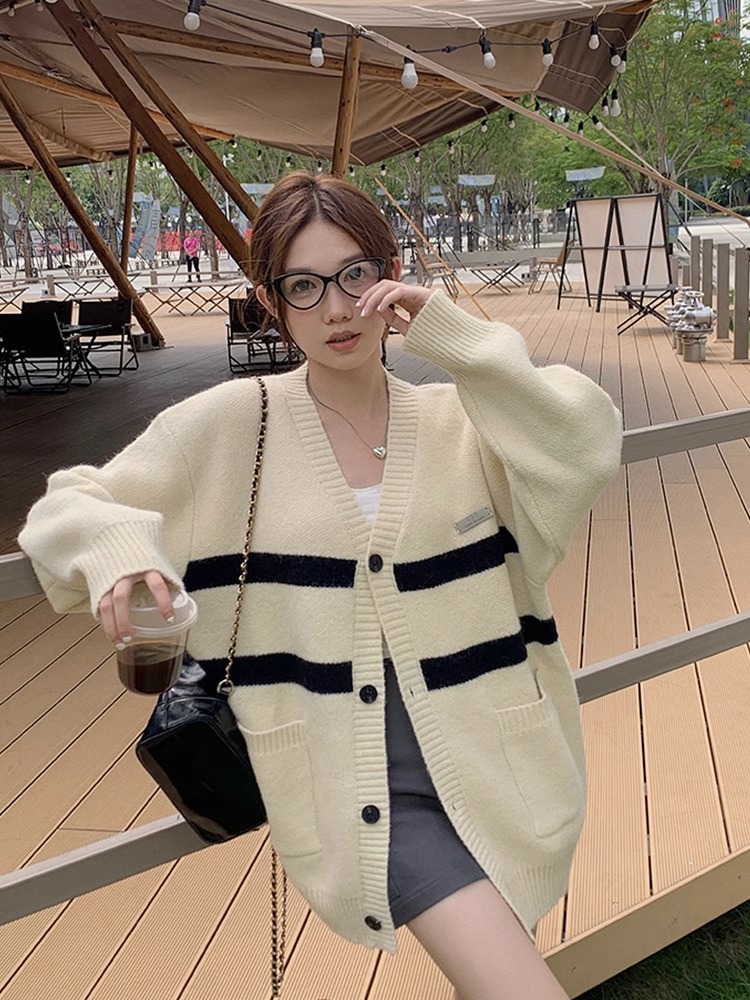 美式潮牌學院風針織開衫女2023秋季新款撞色V領條紋減齡慵懶上衣