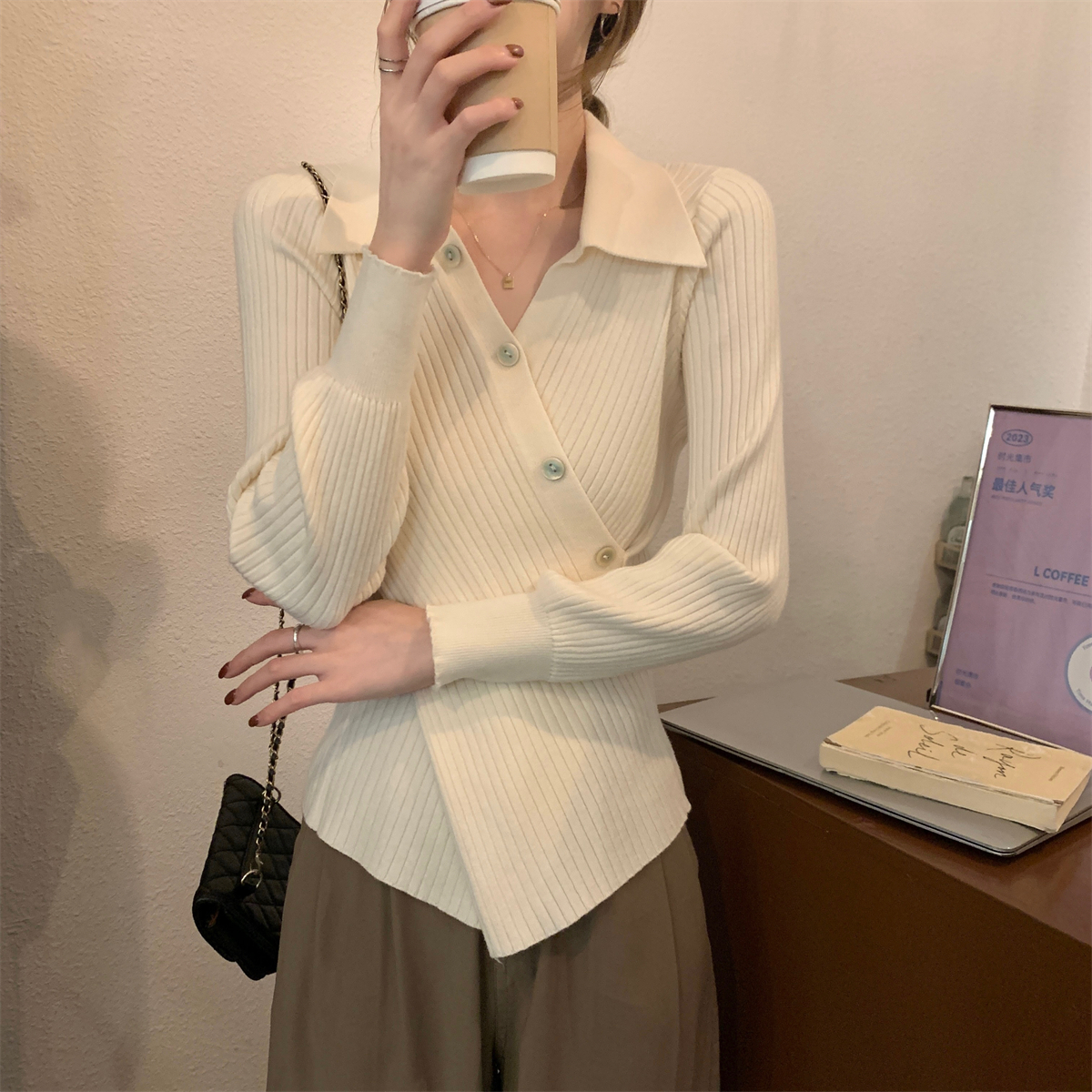 實拍 秋冬韓版氣質polo領交叉設計感安迪絨針織打底女毛衣