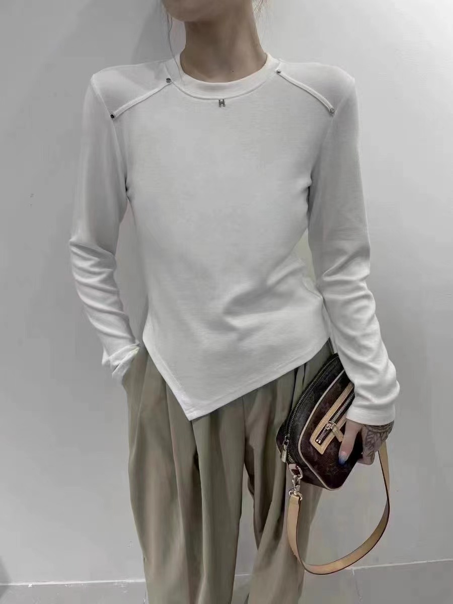 This year's popular round neck long-sleeved irregular design slim T-shirt women's top long-sleeved bottoming shirt