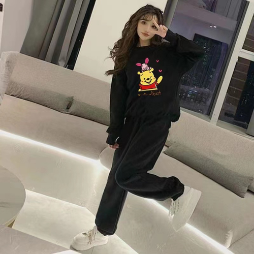 Casual, fashionable and age-reducing suit for women, spring and autumn thin section  new trendy Internet celebrity street sports two-piece set