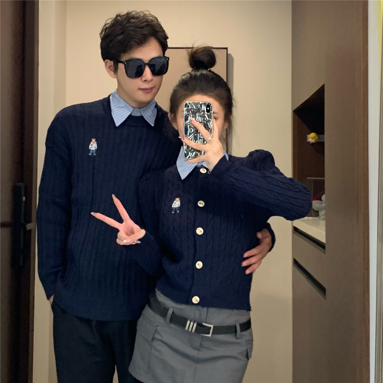 實拍#出貨中情侶裝秋冬2023新款毛衣男女韓版寬鬆法式針織衫外套