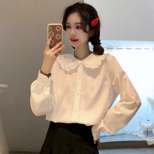 Retro doll collar shirt for women in autumn and winter, new design, niche and trendy, age-reducing long-sleeved inner white shirt for women