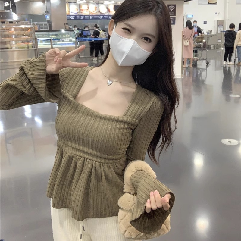 喇叭袖針織毛衣女秋季純欲風方領長袖打底衫內搭胖MM遮肚顯瘦上衣
