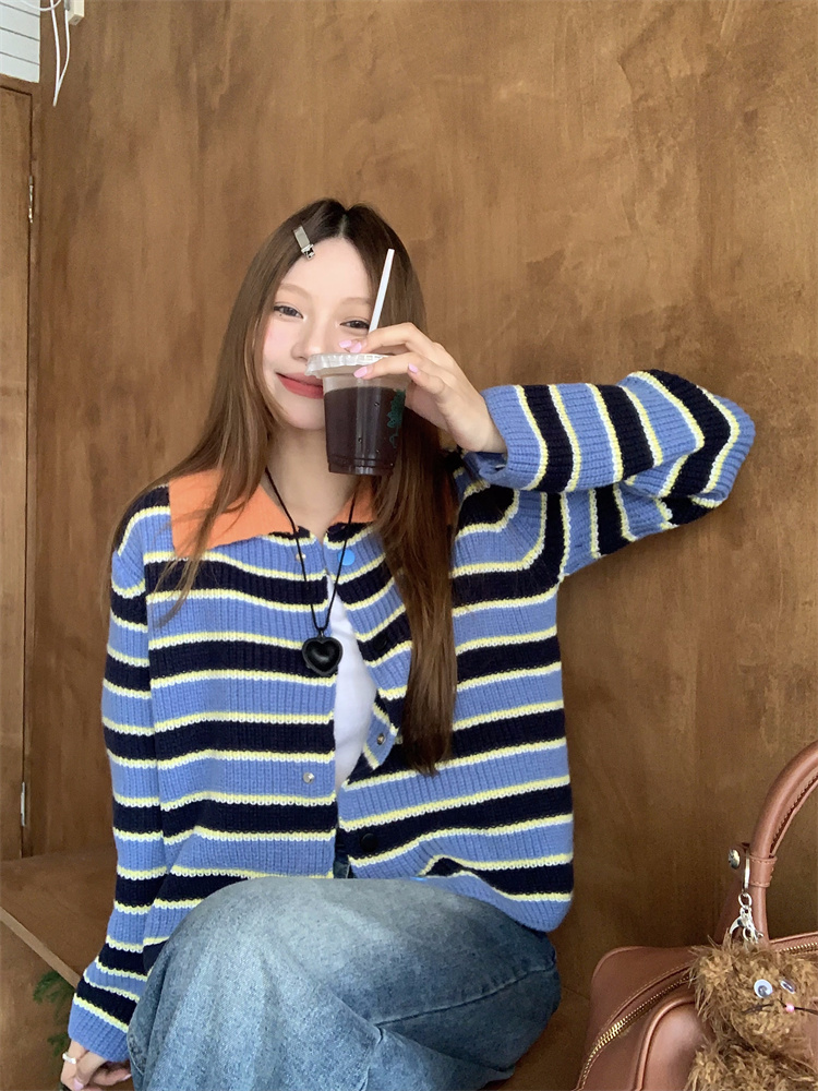 Real shot!  ~Striped sweater jacket women's autumn and winter new style short knitted top for small people