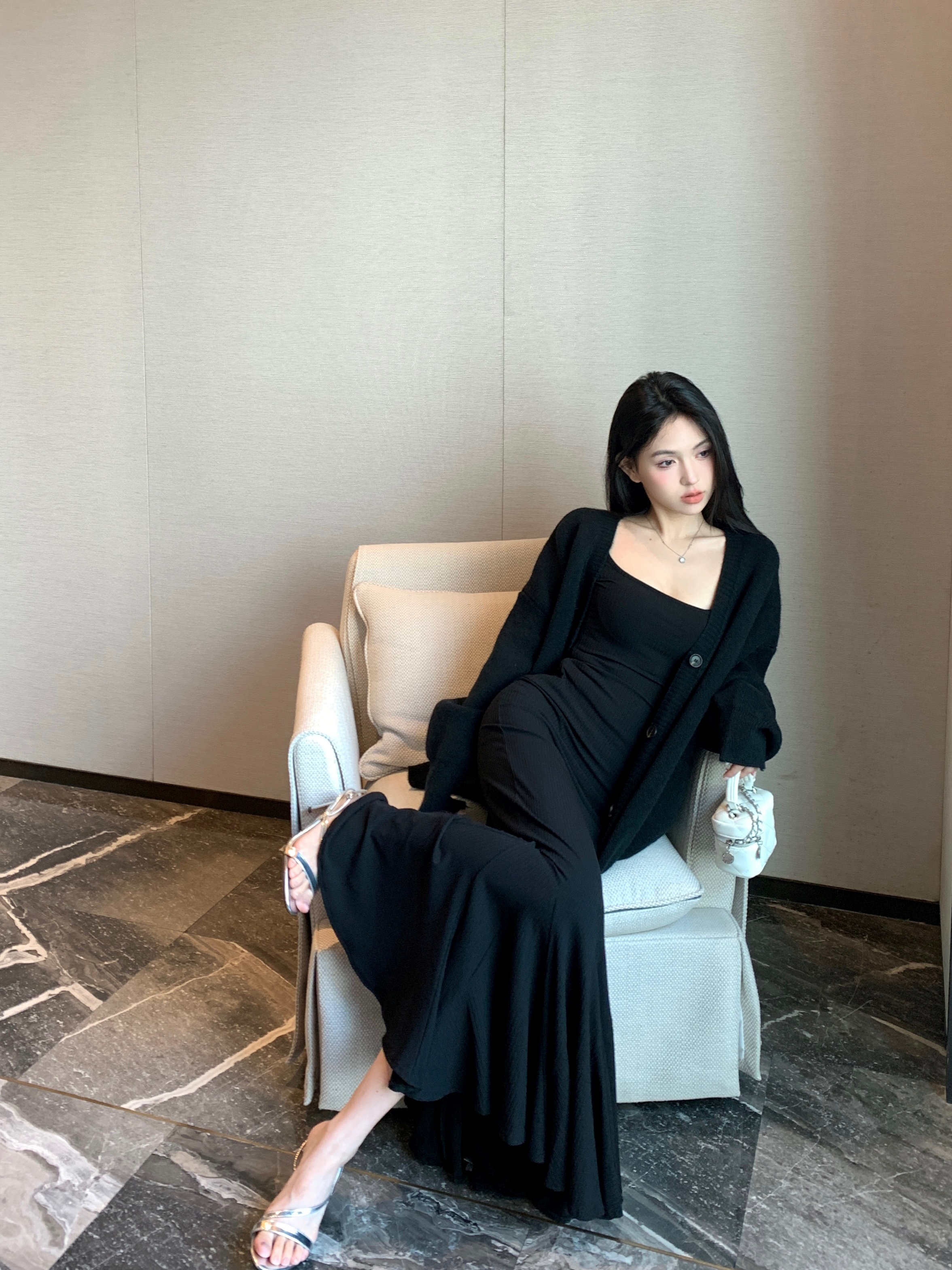 Actual shot of Bubu Shenglian long-sleeved fishtail dress, autumn French style waist-cinching long skirt
