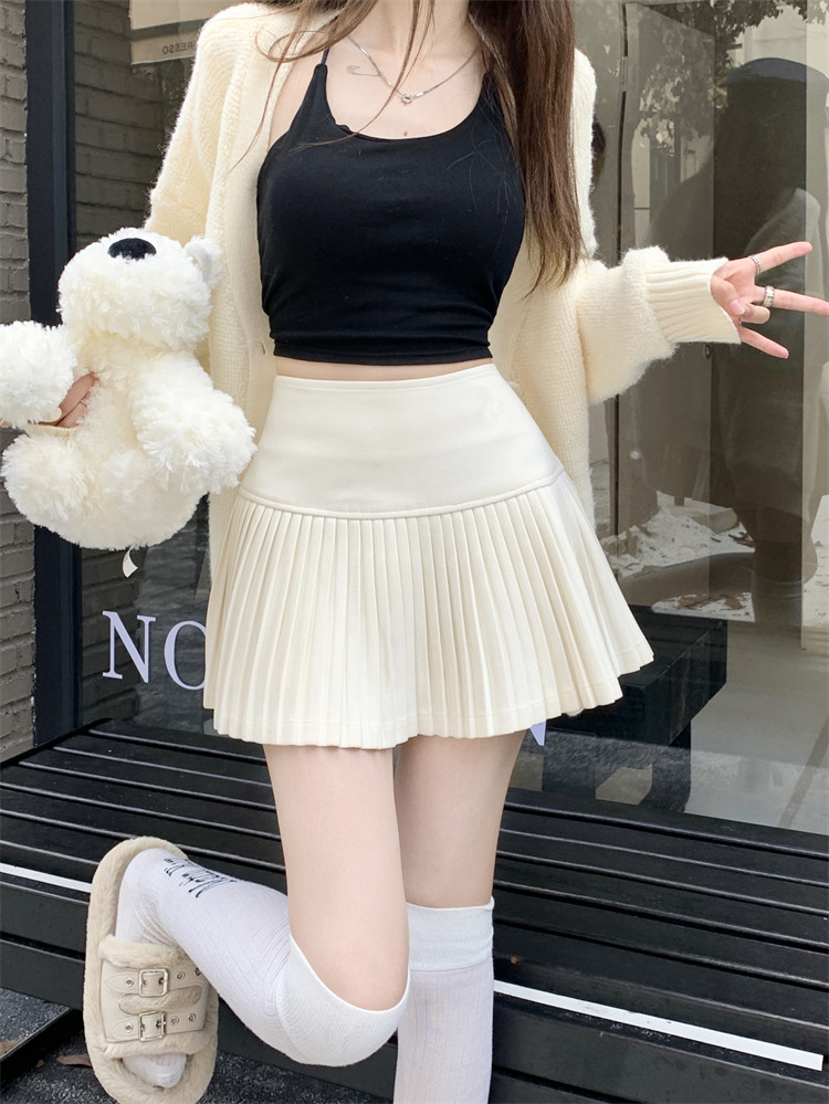Real shot ~ Autumn and winter hot girl woolen pleated skirt for women, high waist, slimming A-line, versatile anti-exposure short skirt