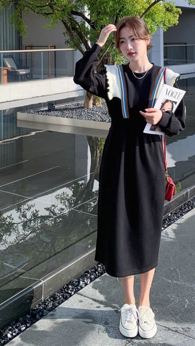 黑色針織裙女秋季2023新款法式氣質高級感小眾設計別致顯瘦連衣裙