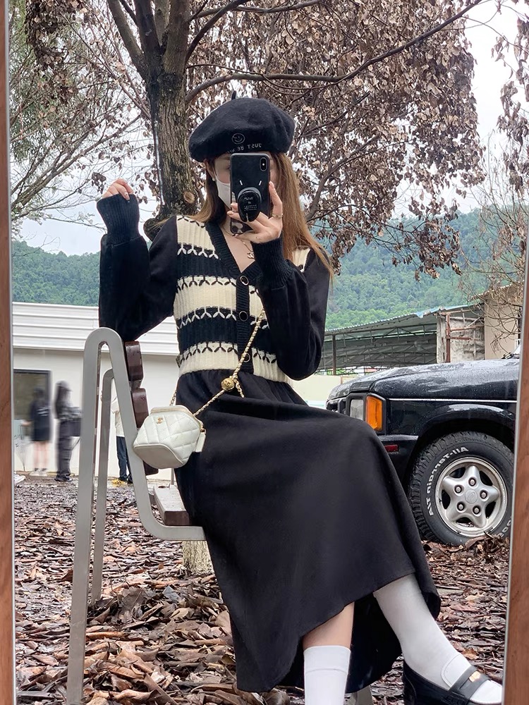 Zeng Xiaoxian’s 9.27 new product launches at 20:00 PM Bali holiday 2-color spliced ​​French long skirt