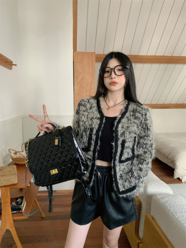 Actual shot of new autumn and winter high-end woven heavy industry fashion temperament small fragrant style jacket women's short jacket