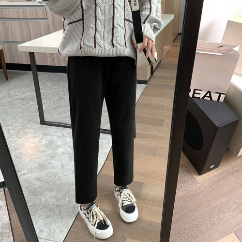 Real shot of woolen pants for women in autumn and winter  new casual loose straight women's pants nine-point small feet carrot harem pants