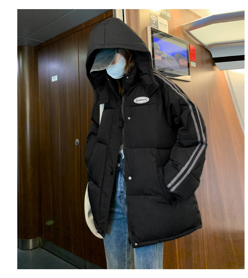 Actual shot of 2023 new autumn and winter coats, thick cotton-padded jackets, trendy oversize bread coats, short down-padded jackets for women