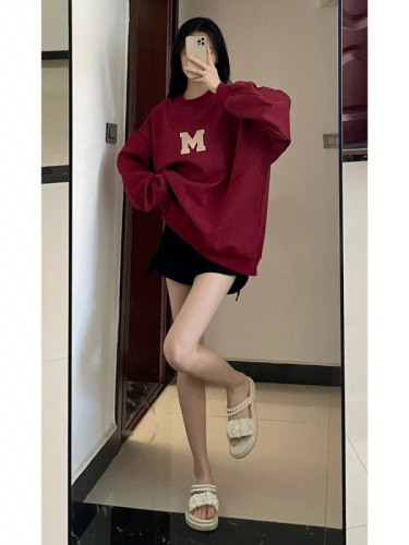 Official picture of American retro burgundy right shoulder sweatshirt for women, loose autumn and winter new style, simple and versatile BF style round neck top