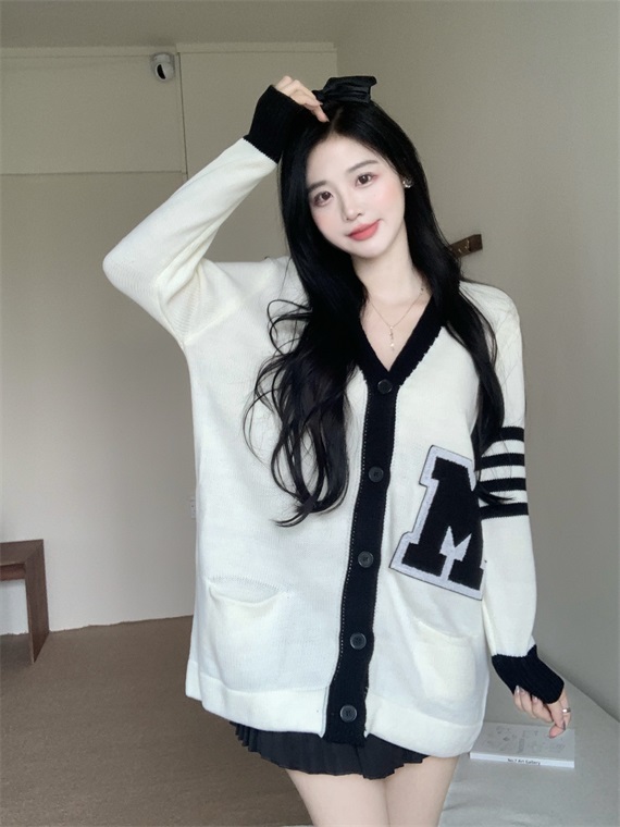 Actual shot~Versatile casual loose lazy long-sleeved letter V-neck mid-length knitted sweater jacket