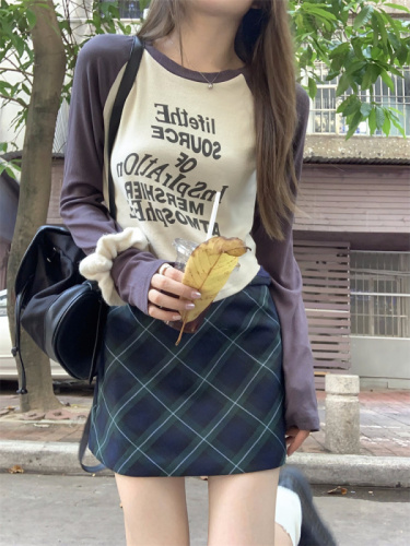 Real shot!  Korean style contrasting color raglan sleeve letter printed T-shirt autumn slim fit short long-sleeved top