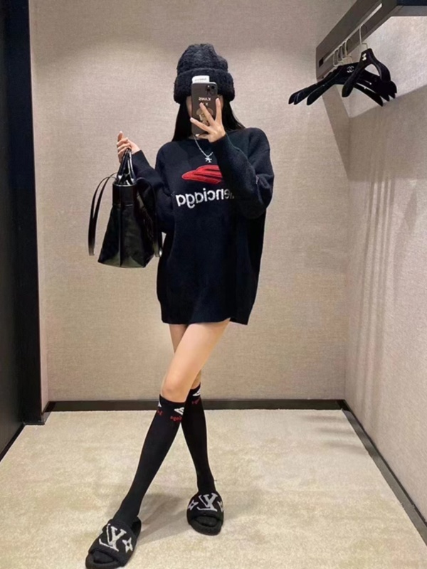 Letter embroidered mid-length lazy style sweater for women 2023 autumn and winter American retro pullover long-sleeved sweater for women