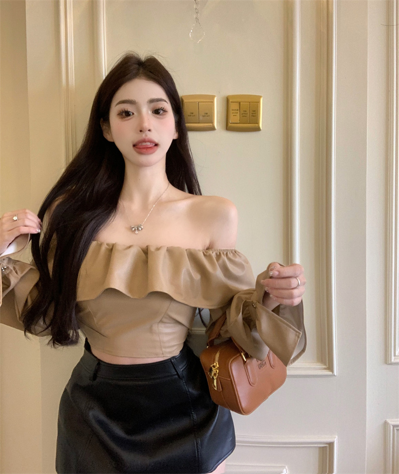 Real shot of autumn retro hot girl one-shoulder pu leather top ruffle collar trumpet sleeve top shirt leather jacket