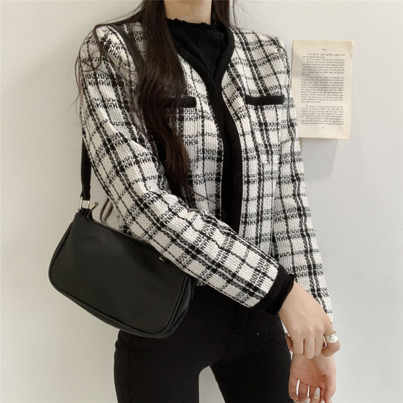 Fashionable collarless small fragrant style short cardigan jacket for women 2023 autumn new Korean style small tweed suit top