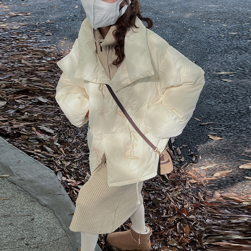 Real shot of Korean down jacket women's short 2023 new Korean style loose horn button cotton jacket