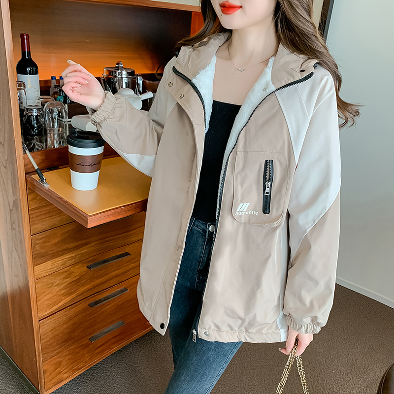 Real shot of workwear jacket plus velvet jacket for women 2023 autumn and winter new style student loose American retro jacket top