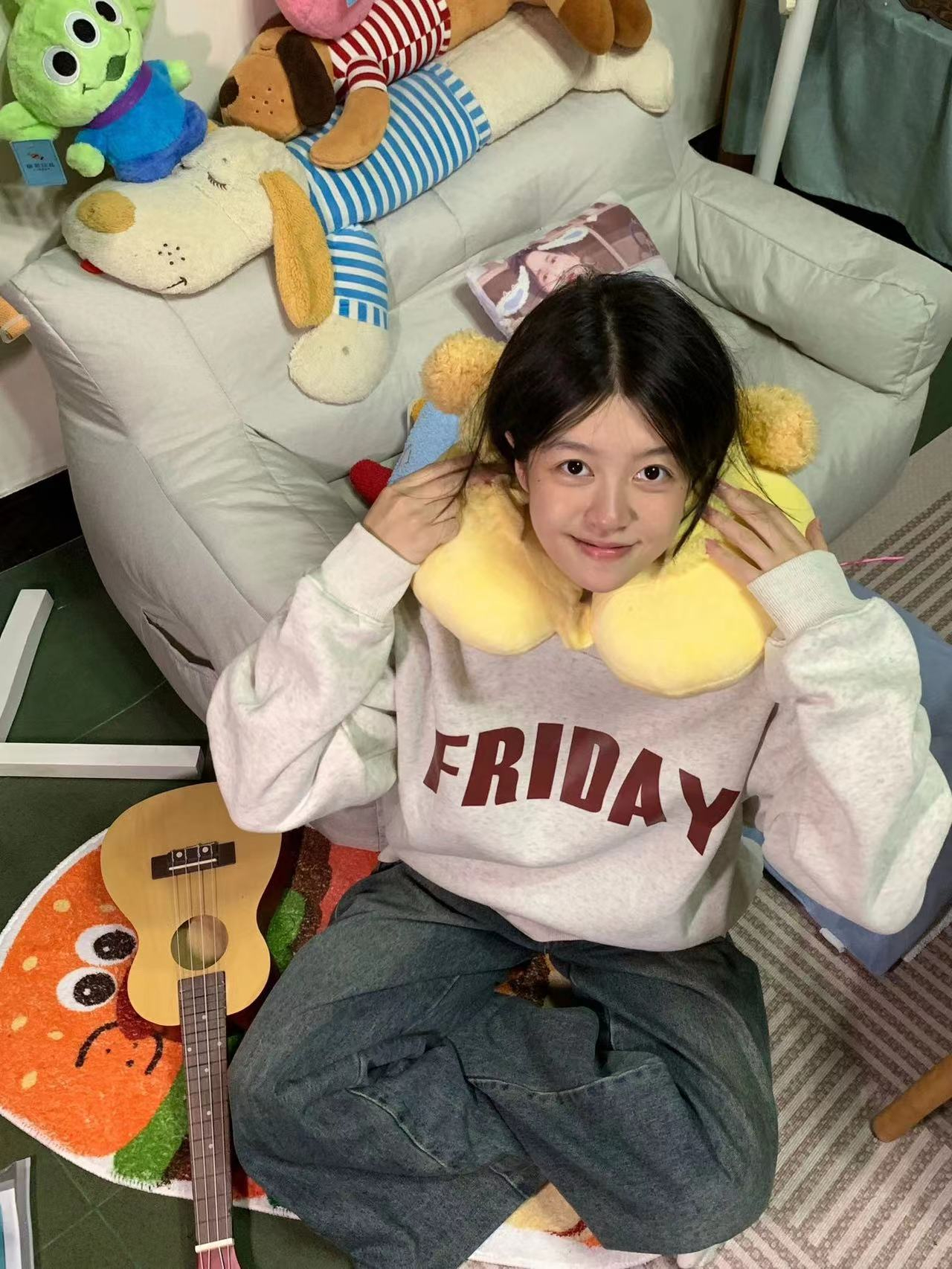 防棉華棉複合牛奶絲300克/銀狐絨400克圓領衛衣女