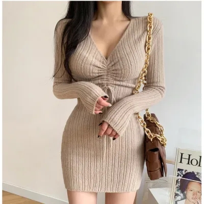 Stretch hot girl hip-hugging pure desire dress autumn and winter temperament socialite tight sexy bottoming knitted skirt