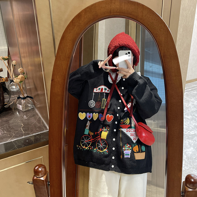重工復古刺繡開衫毛衣女冬日系軟妹圓領甜美童趣針織衫