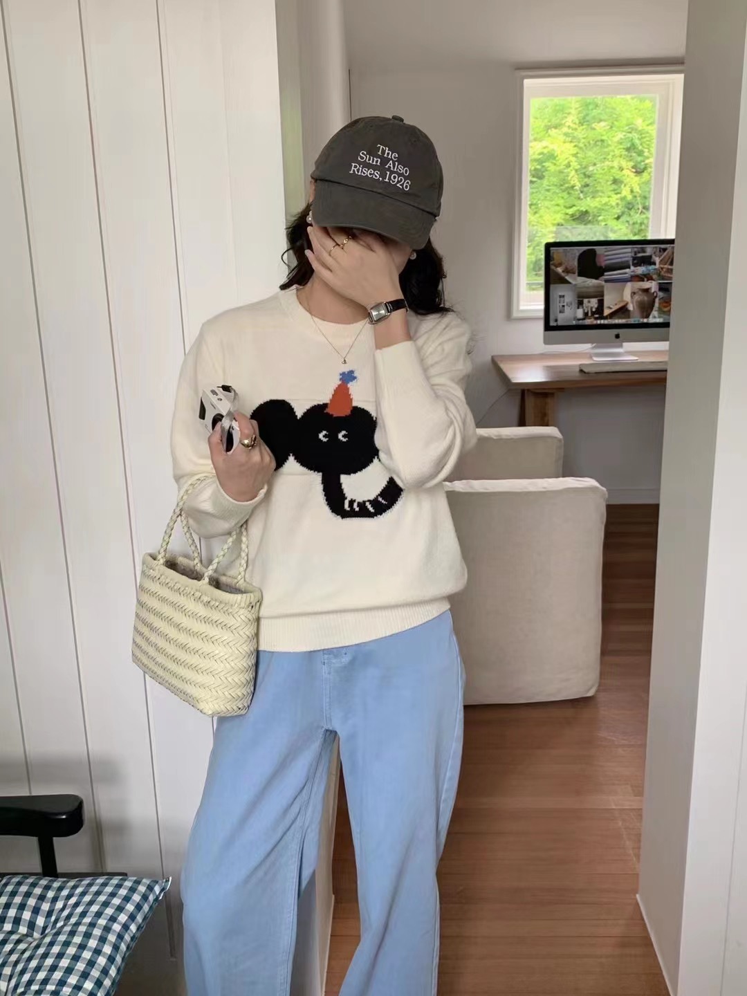 Cartoon sweater pullover women's spring and autumn small high-end loose outer versatile sweater early autumn long-sleeved top