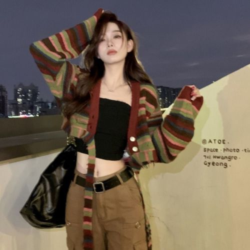 Retro Contrast Color Striped Sweater Women's Short Round Neck Pocket Hollow Hollow Knitted Cardigan Jacket