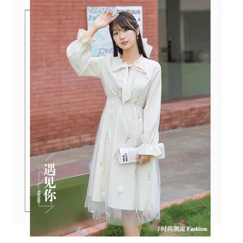 復古法式氣質連衣裙女秋季2023新款女裝收腰顯瘦長裙子