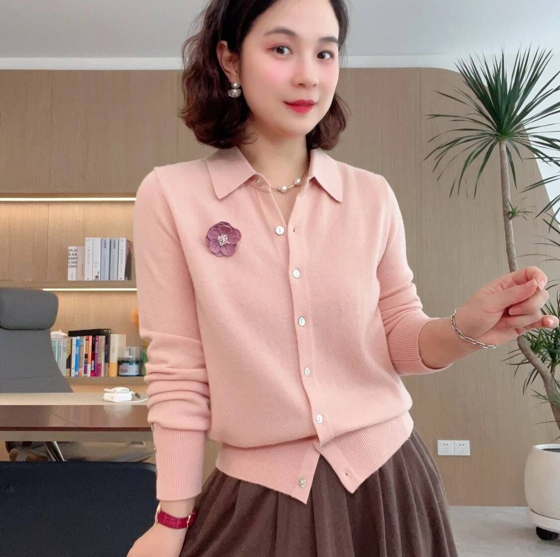 LVMU呂木長袖翻領下擺收腰設計款羊毛衫#G T7901針織衫上衣小開衫