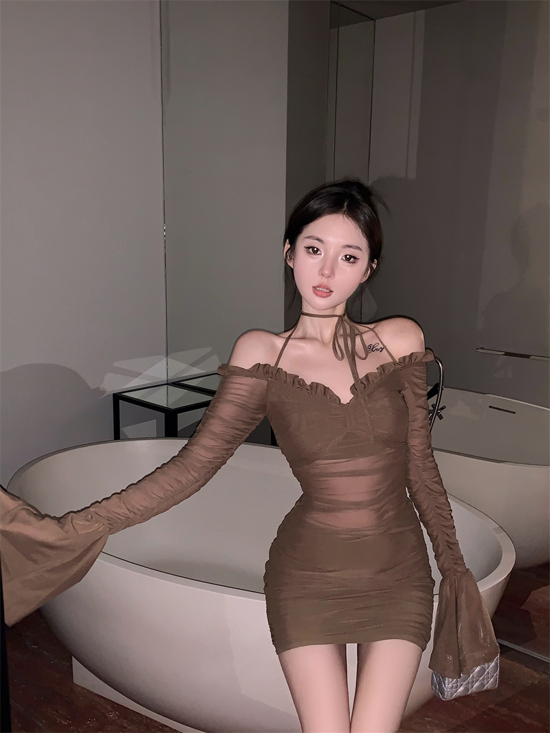 Real shot~Pure hot girl style off-shoulder long-sleeved suspender dress for women pleated gauze sexy hip-covering short skirt