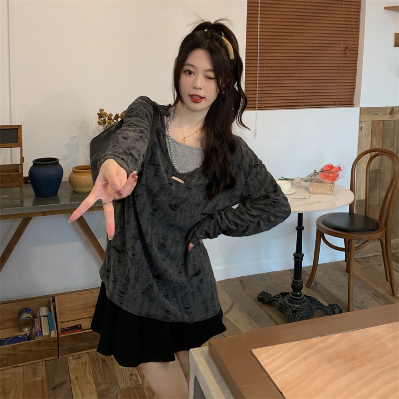 大碼胖妹妹甜辣風鏤空鏈條長袖防曬罩衫女秋季寬鬆設計感小眾上衣
