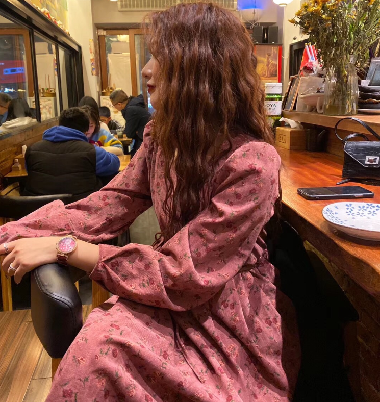 秋裝大碼女裝燈芯絨碎花遮胯長裙顯瘦仙女玫瑰花連衣裙M-4XL200斤