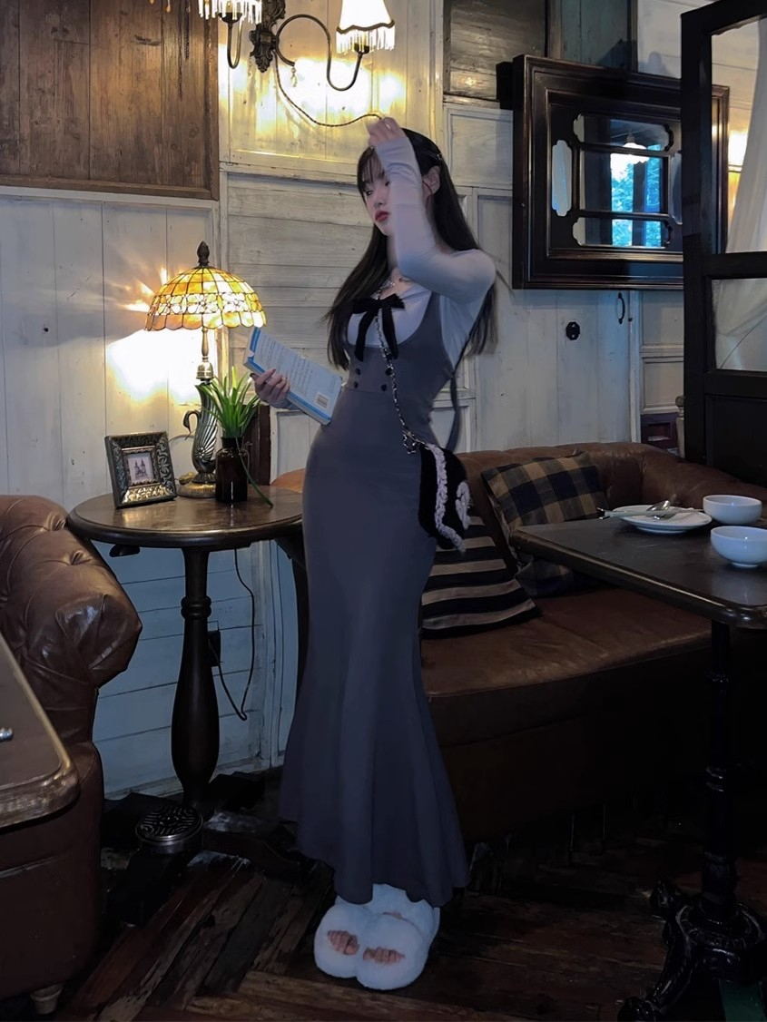 純欲風辣妹背帶連衣裙女秋季2023新款裙子後媽裙收腰包臀魚尾長裙